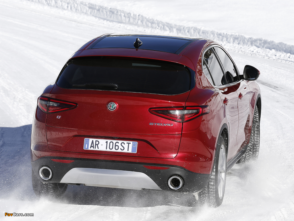 Alfa Romeo Stelvio (949) 2017 pictures (1024 x 768)