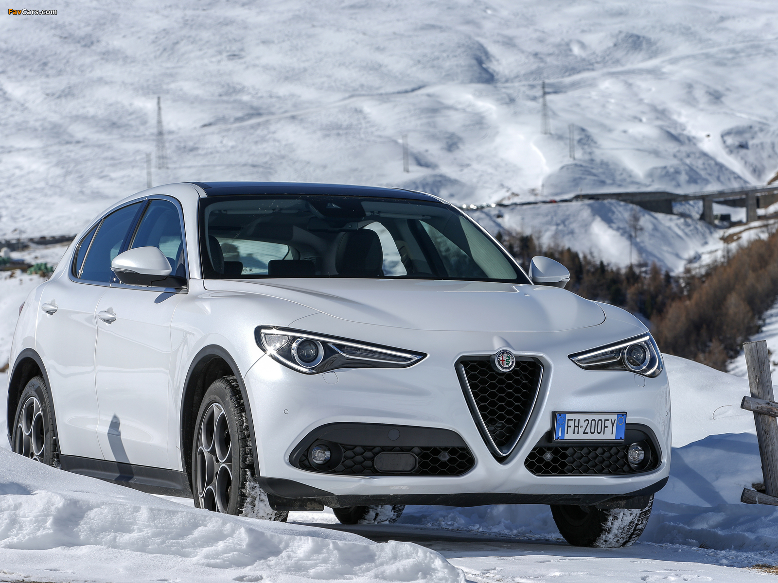 Alfa Romeo Stelvio (949) 2017 pictures (1600 x 1200)