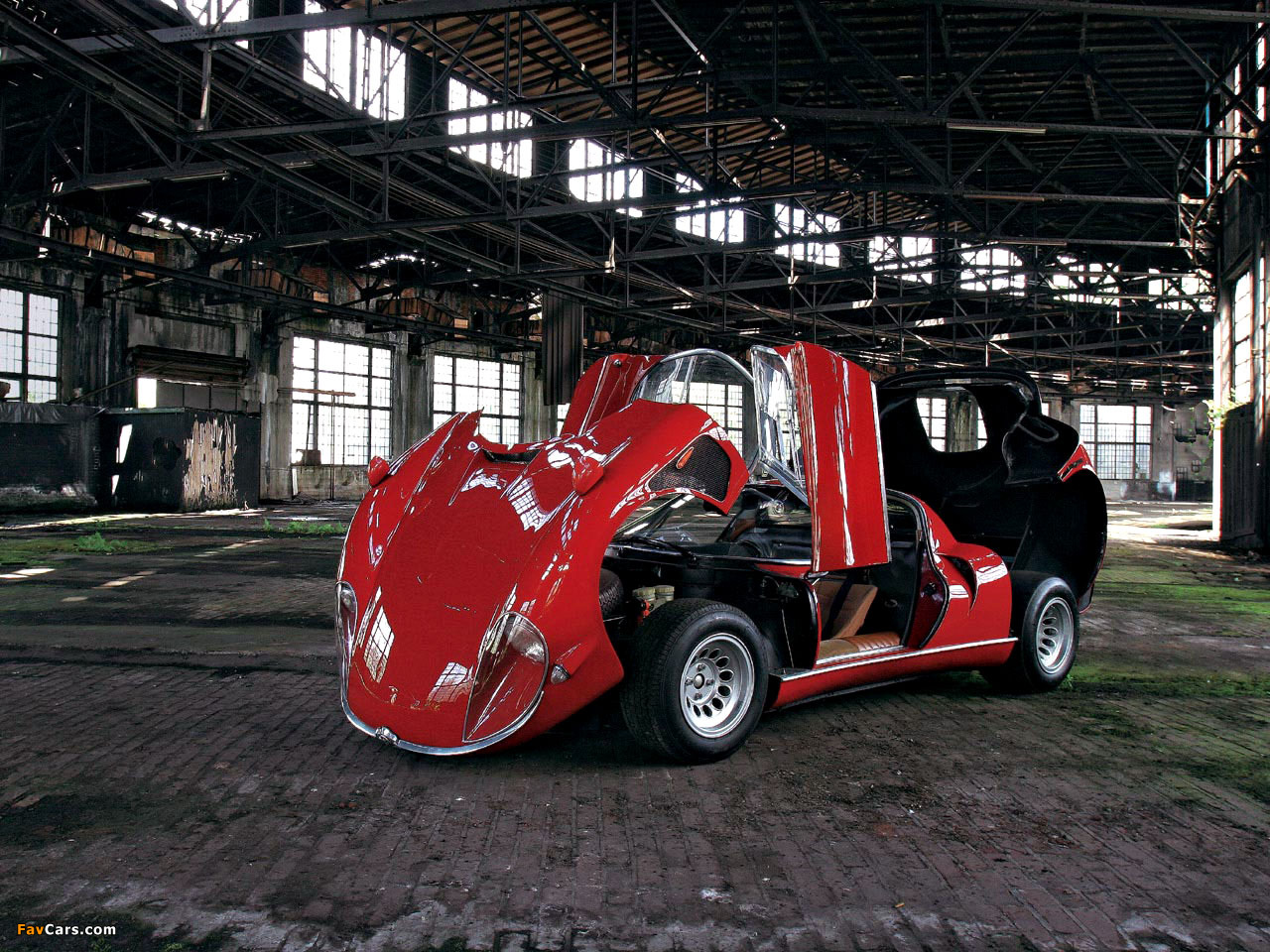 Alfa Romeo Tipo 33 Stradale (1967–1969) photos (1280 x 960)