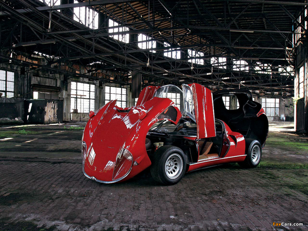 Alfa Romeo Tipo 33 Stradale (1967–1969) photos (1024 x 768)