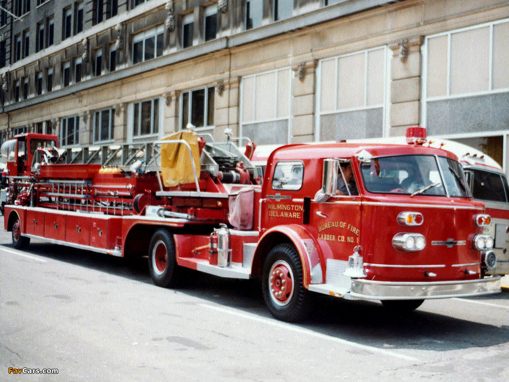 Photos of American LaFrance 900 Series Turbo Chief with Seattle (1961) (1024 x 768)