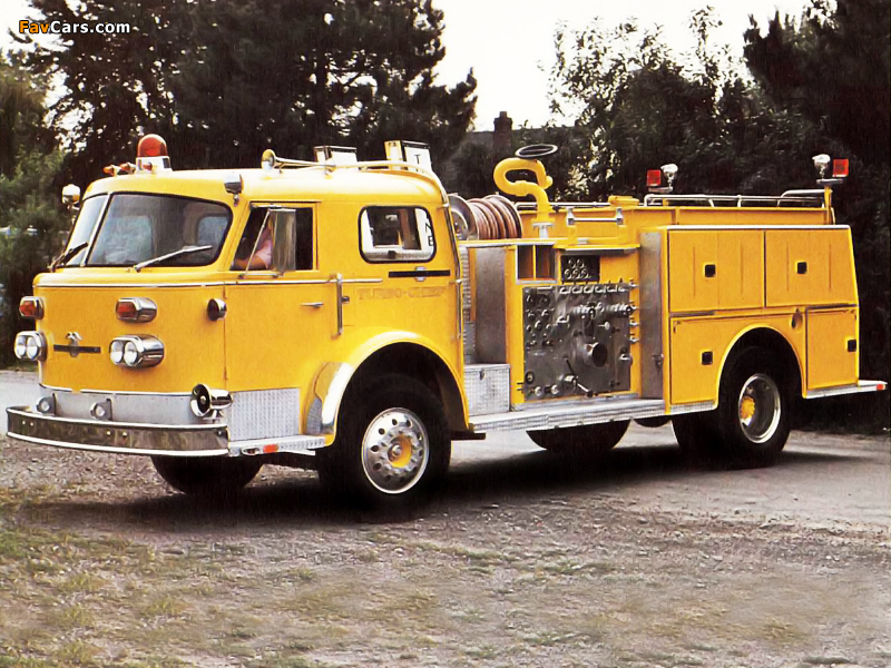American LaFrance 1000 Series Turbo Chief (1972) wallpapers (800 x 600)
