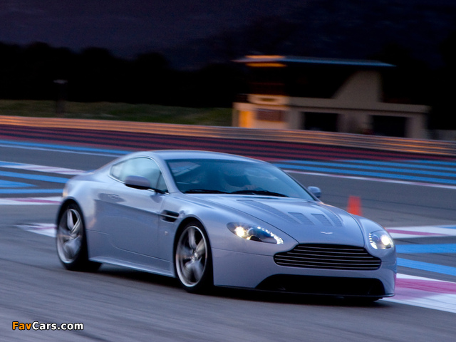 Aston Martin V12 Vantage RS Concept (2007) images (640 x 480)