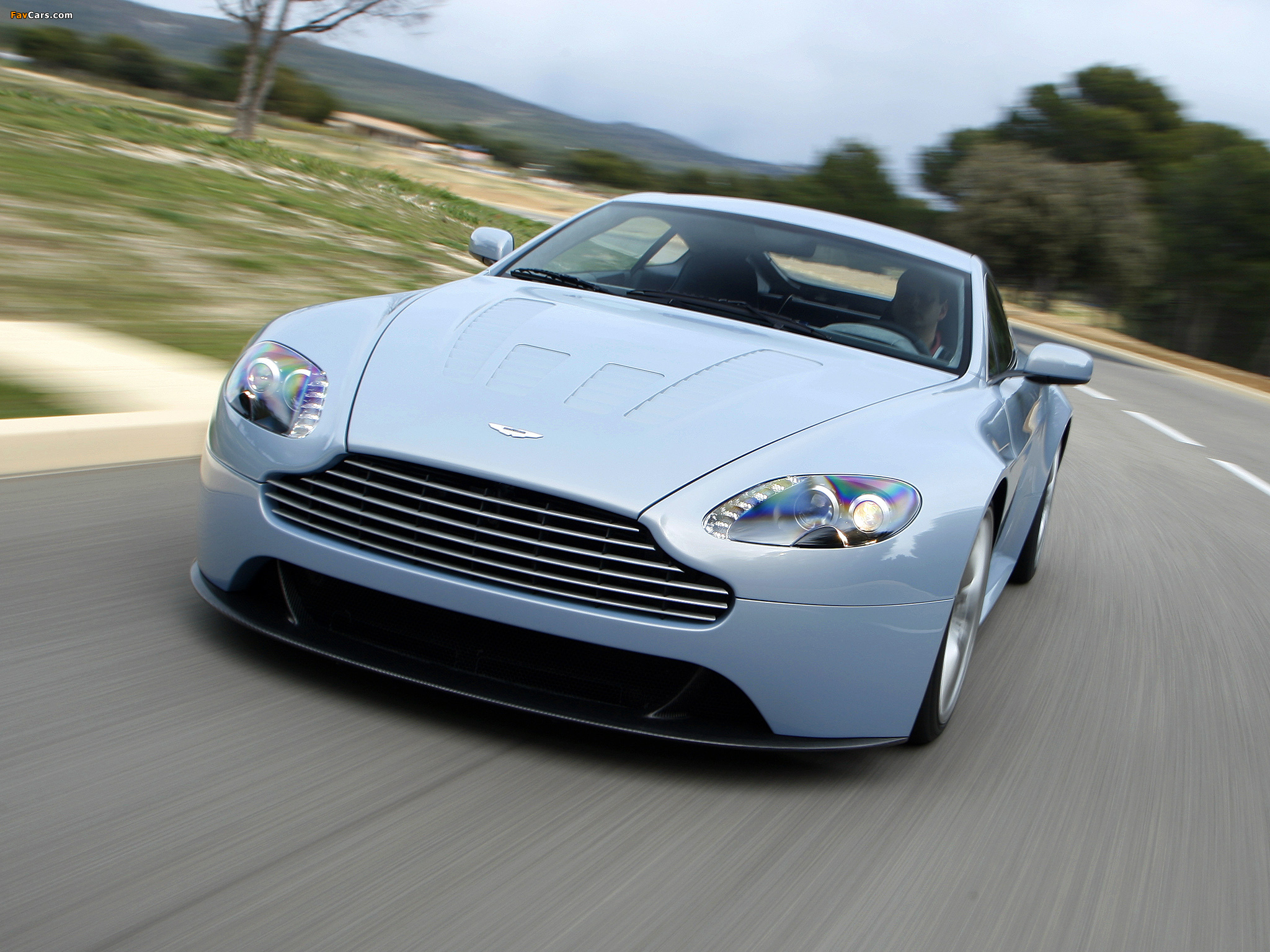 Aston Martin V12 Vantage RS Concept (2007) wallpapers (2048 x 1536)