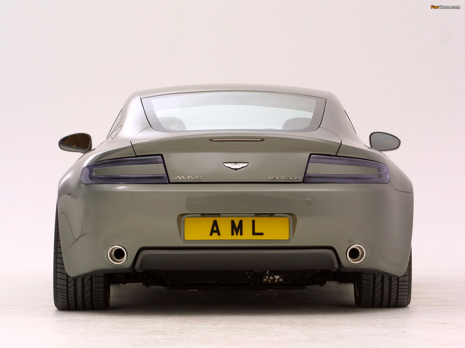 Images of Aston Martin AMV8 Vantage Concept (2003) (1600 x 1200)