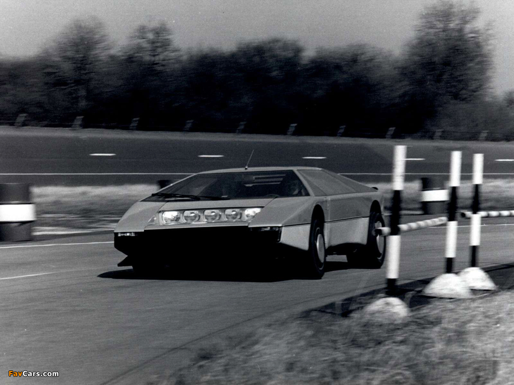 Images of Aston Martin Bulldog Concept (1980) (1024 x 768)