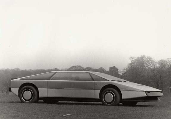 Photos of Aston Martin Bulldog Concept (1980)