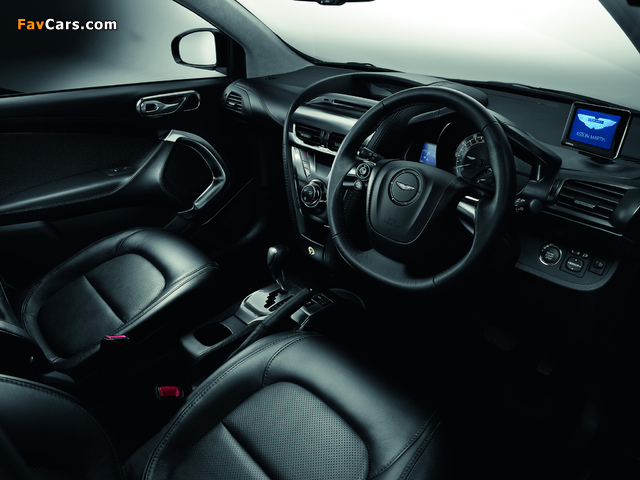 Aston Martin Cygnet Black Edition (2011) images (640 x 480)