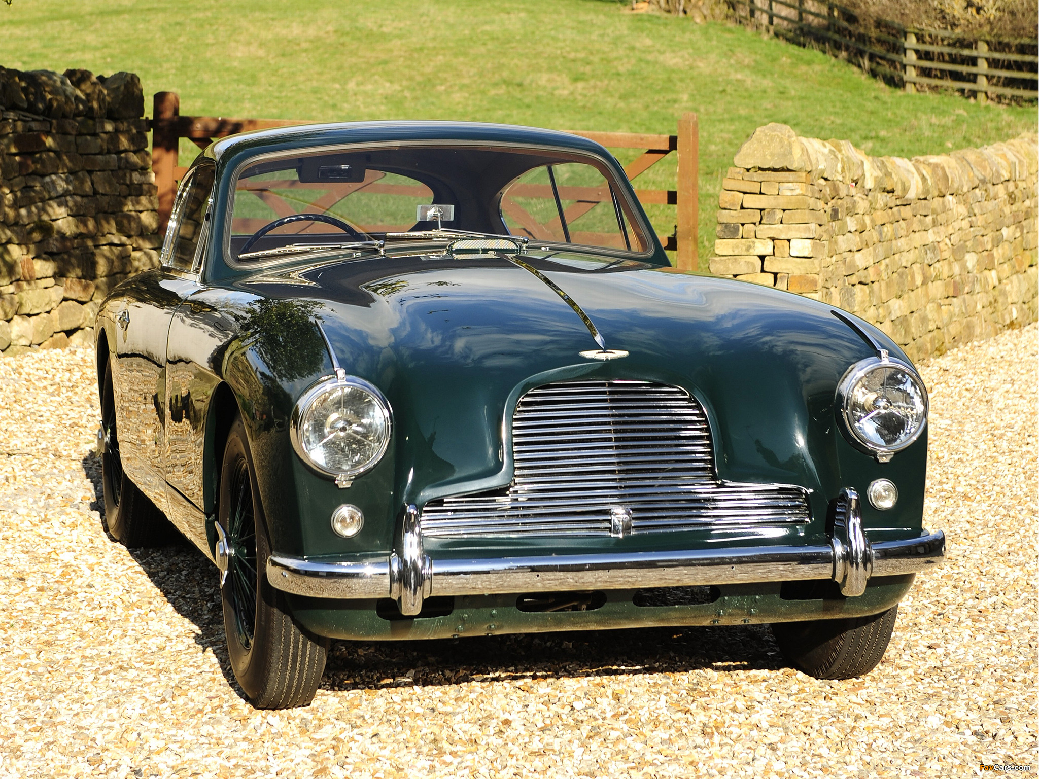 Aston Martin DB2/4 Sports Saloon MkII (1955–1957) photos (2048 x 1536)