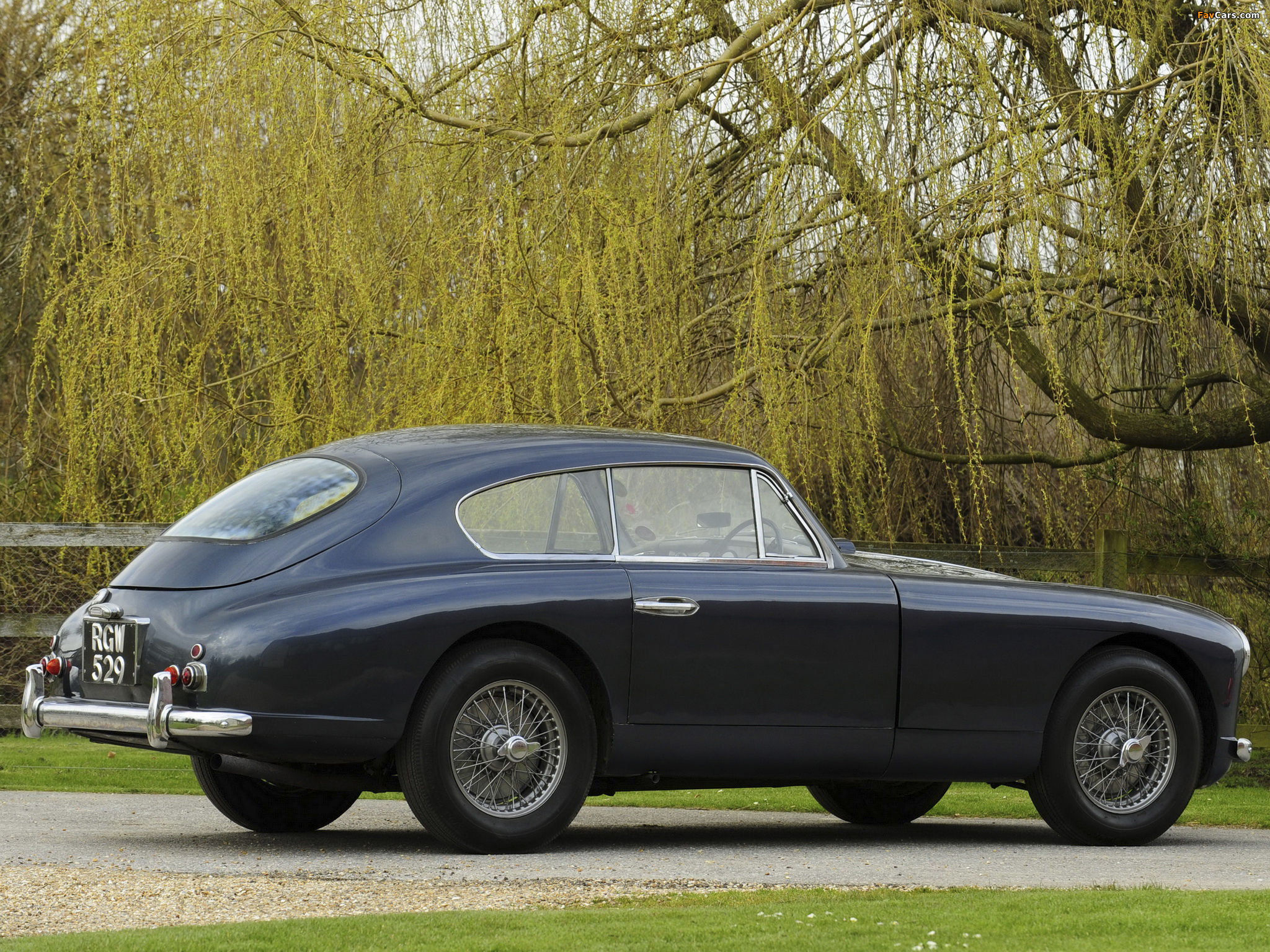 Aston Martin DB2/4 Sports Saloon MkII (1955–1957) pictures (2048 x 1536)