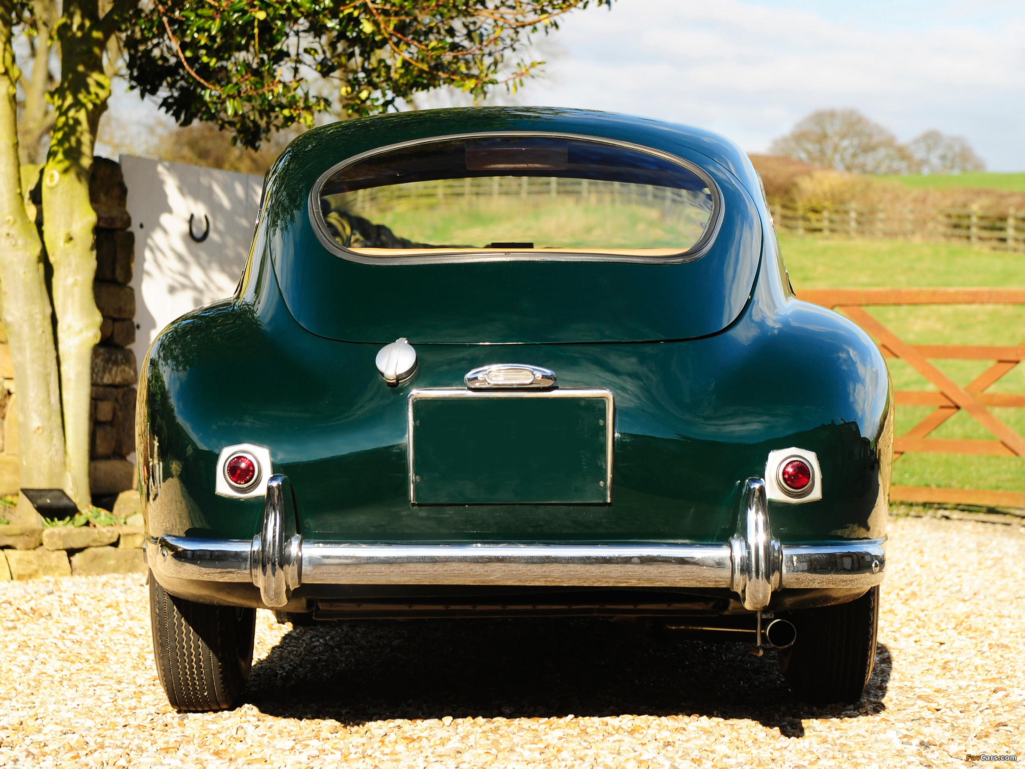 Aston Martin DB2/4 Sports Saloon MkII (1955–1957) wallpapers (2048 x 1536)