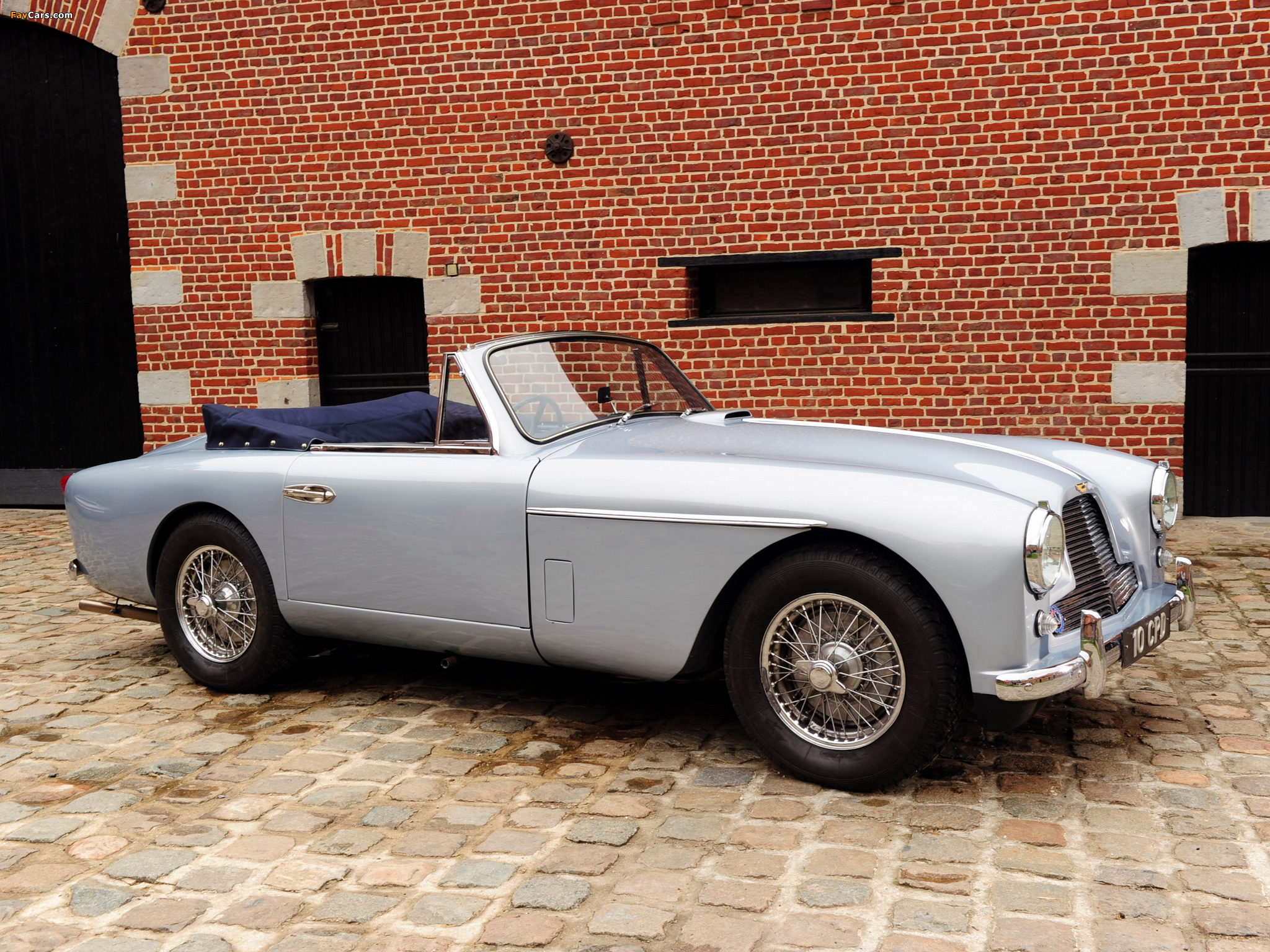 Images of Aston Martin DB2/4 Drophead Coupe MkII (1955–1957) (2048 x 1536)