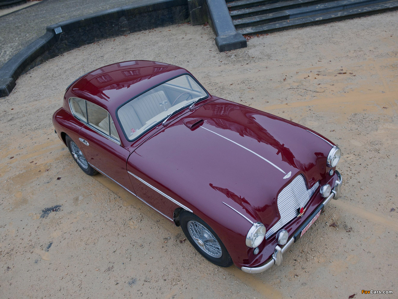Images of Aston Martin DB2/4 Sports Saloon MkII (1955–1957) (1280 x 960)