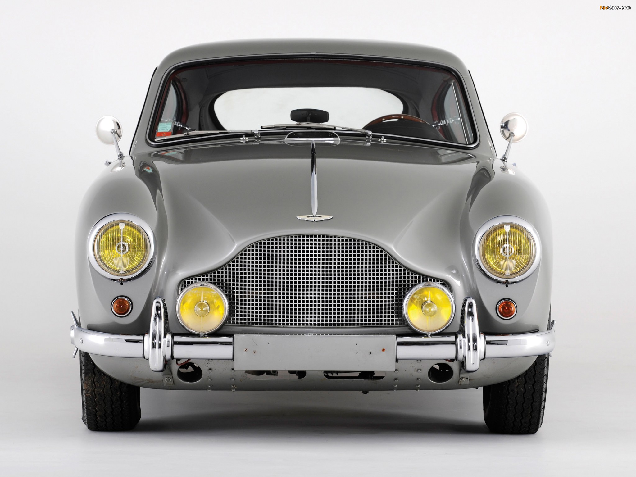 Images of Aston Martin DB2/4 Saloon by Tickford MkII (1955–1958) (2048 x 1536)