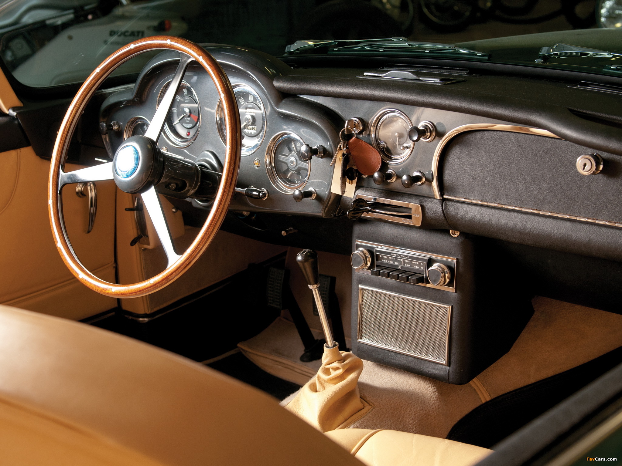 Aston Martin DB4 US-spec (Series II) 1960–61 wallpapers (2048 x 1536)