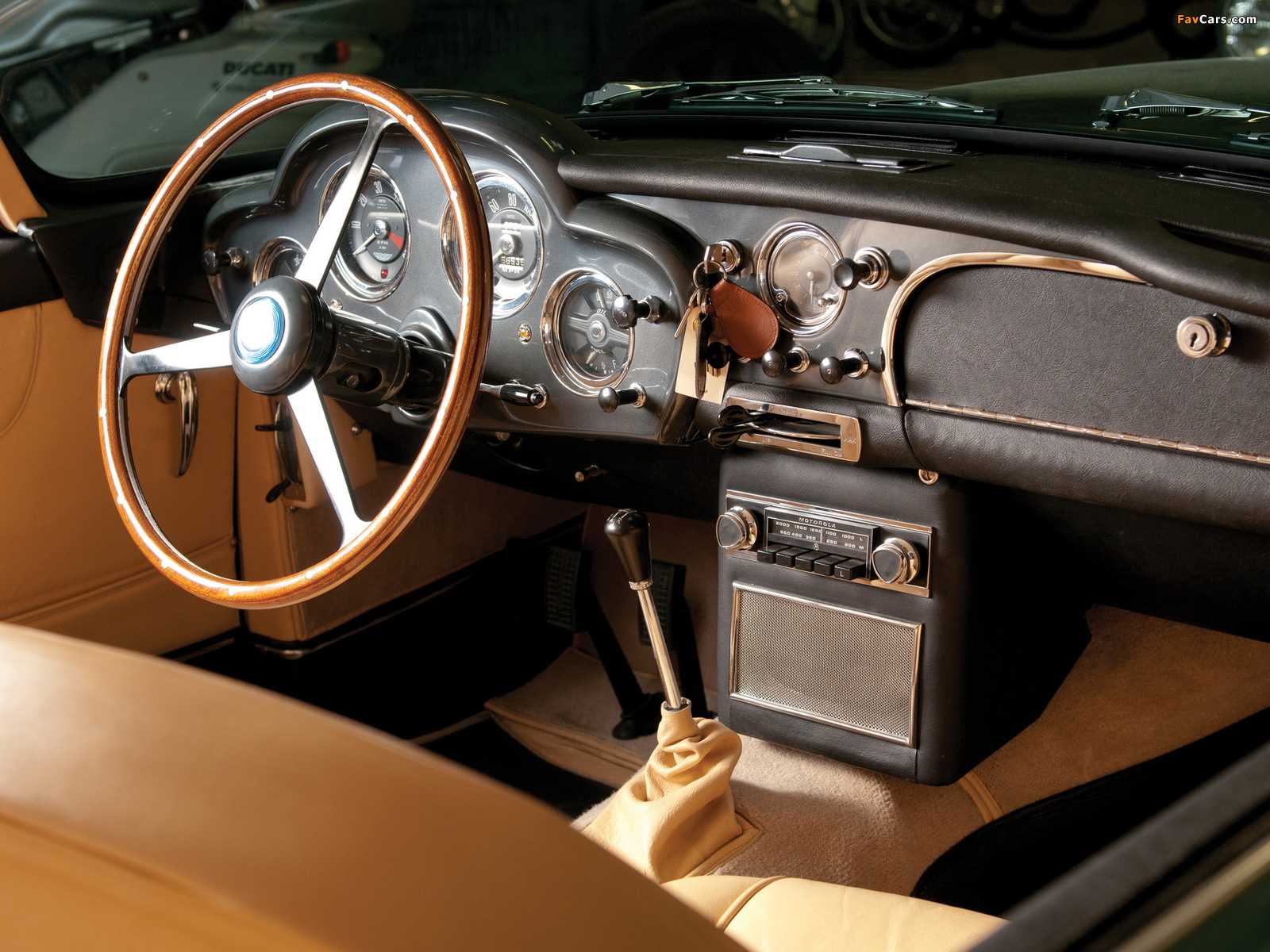 Aston Martin DB4 US-spec (Series II) 1960–61 wallpapers (1600 x 1200)