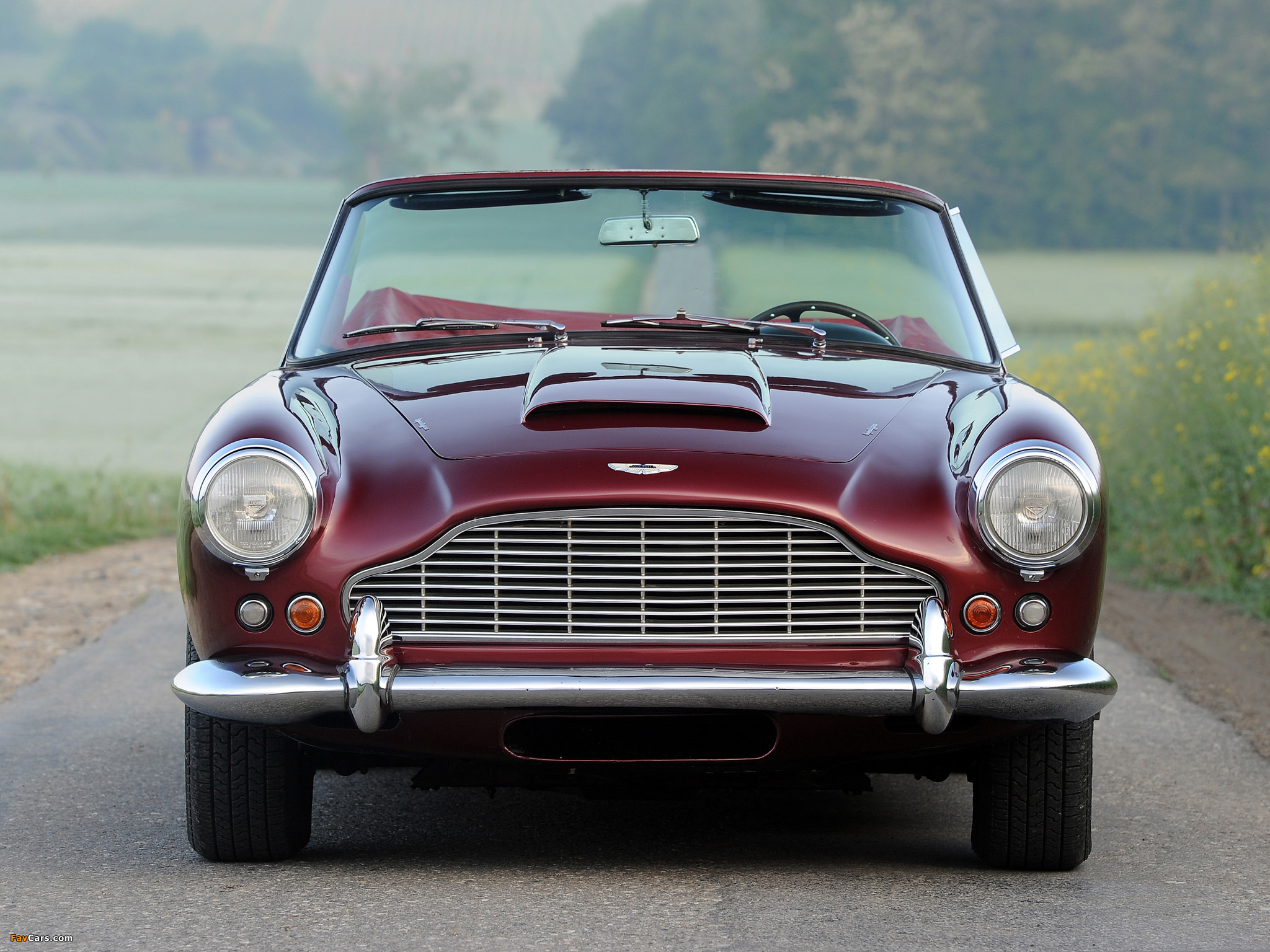 Aston Martin DB4 Convertible (1962–1963) photos (2048 x 1536)