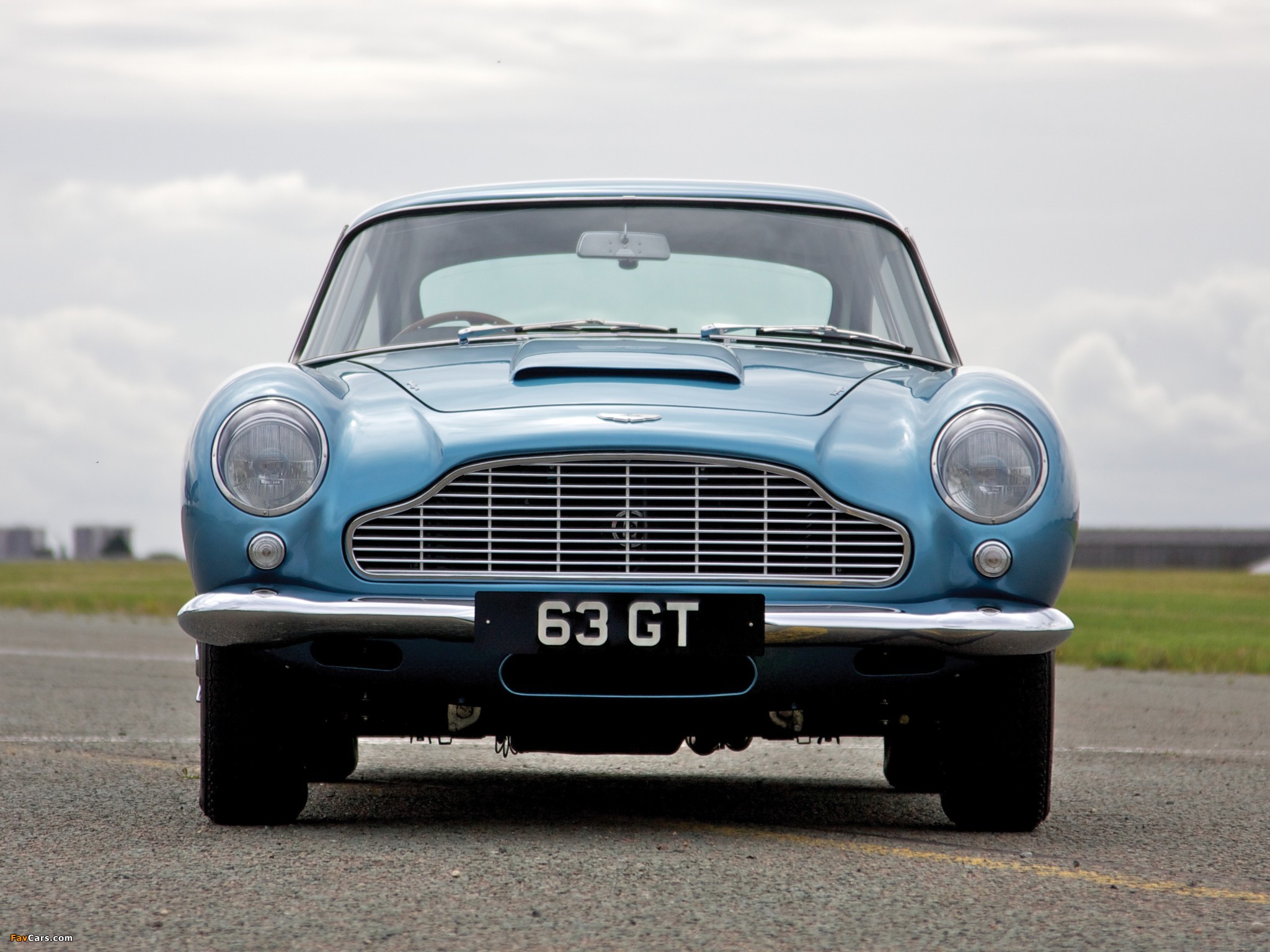 Aston Martin DB4 Vantage V (1962–1963) pictures (2048 x 1536)