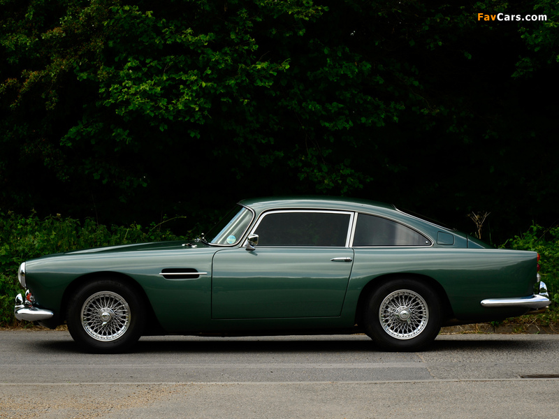Images of Aston Martin DB4 UK-spec IV (1961–1962) (800 x 600)
