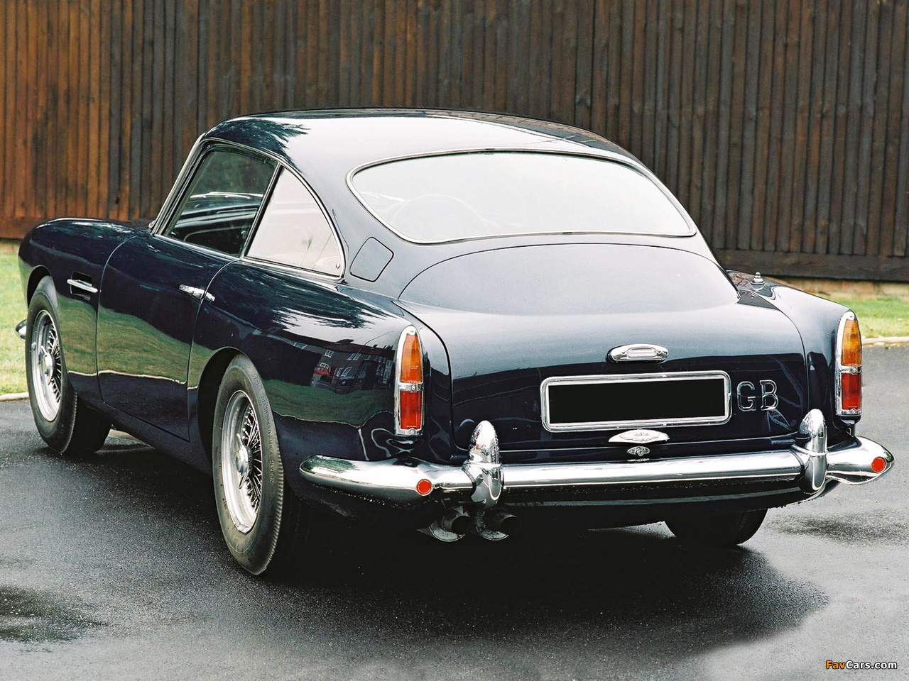 Images of Aston Martin DB4 UK-spec (1958–1961) (1280 x 960)