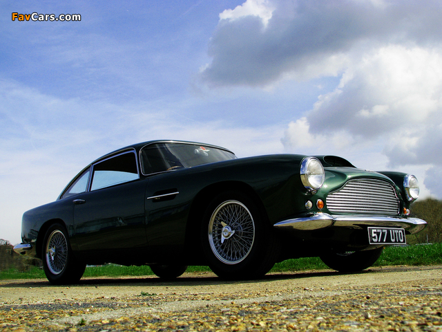 Photos of Aston Martin DB4 UK-spec (1958–1961) (640 x 480)