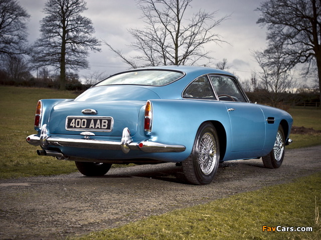Photos of Aston Martin DB4 UK-spec (1958–1961) (640 x 480)