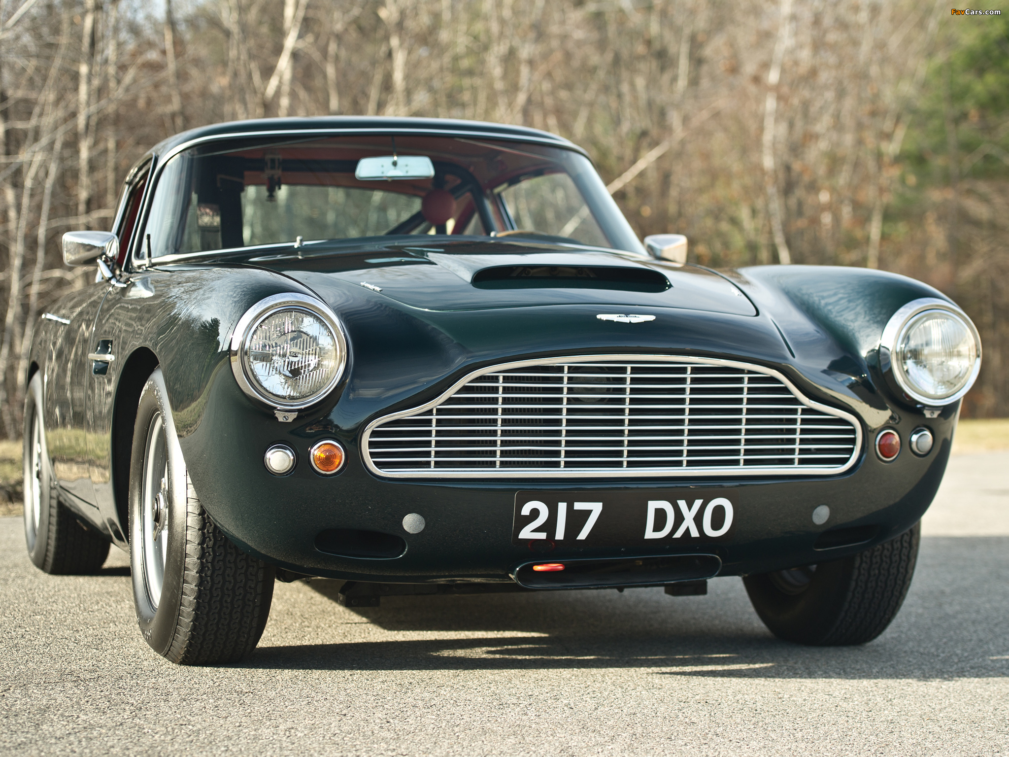 Photos of Aston Martin DB4 Racing Car (1961) (2048 x 1536)