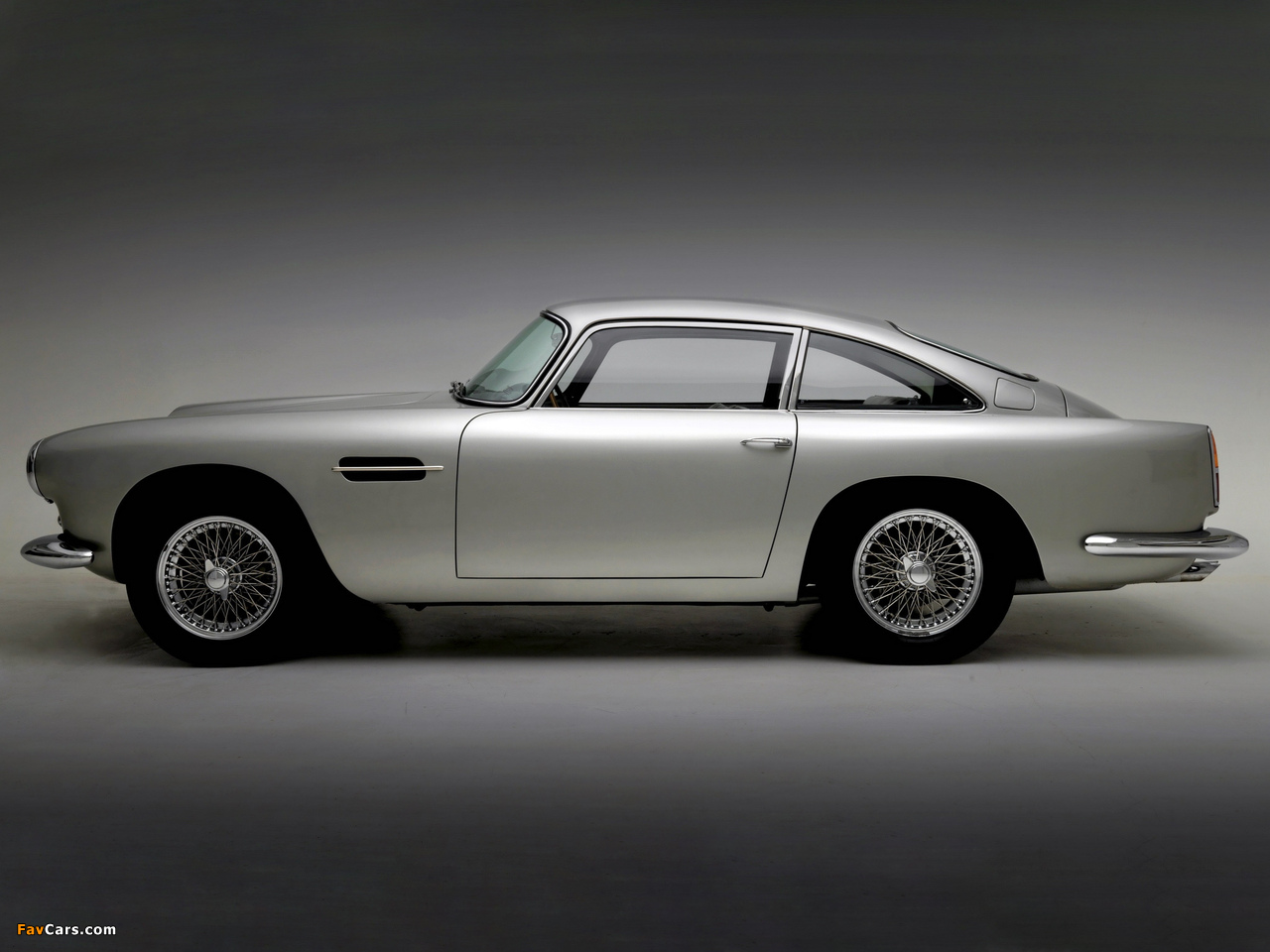 Pictures of Aston Martin DB4 UK-spec (1958–1961) (1280 x 960)