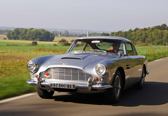 Pictures of Aston Martin DB4 IV (1961–1962)