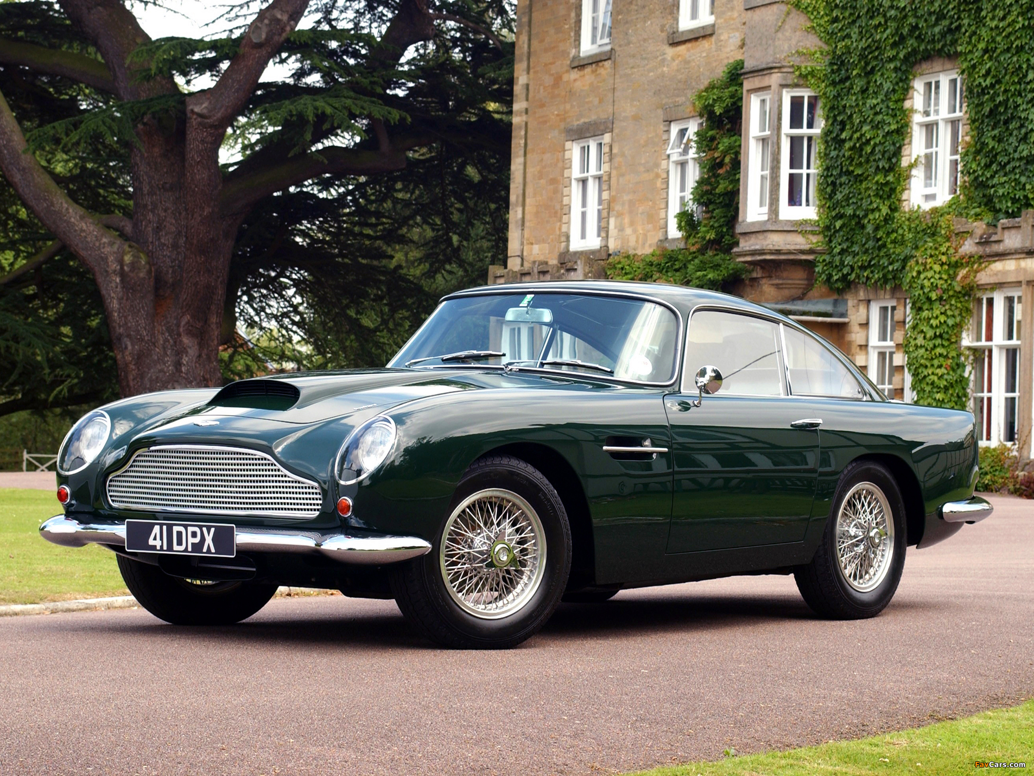 Pictures of Aston Martin DB4 GT (1959–1963) (2048 x 1536)