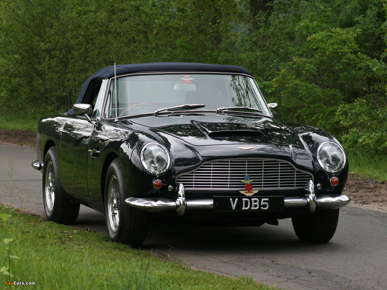 Aston Martin DB5 Vantage Convertible (1963–1965) photos (1280 x 960)