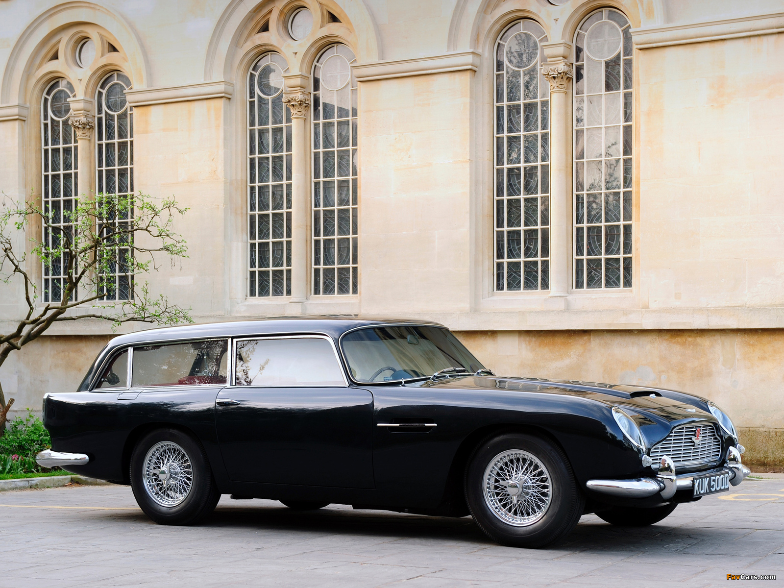 Aston Martin DB5 Vantage Shooting Brake by Harold Radford (1965) photos (1600 x 1200)