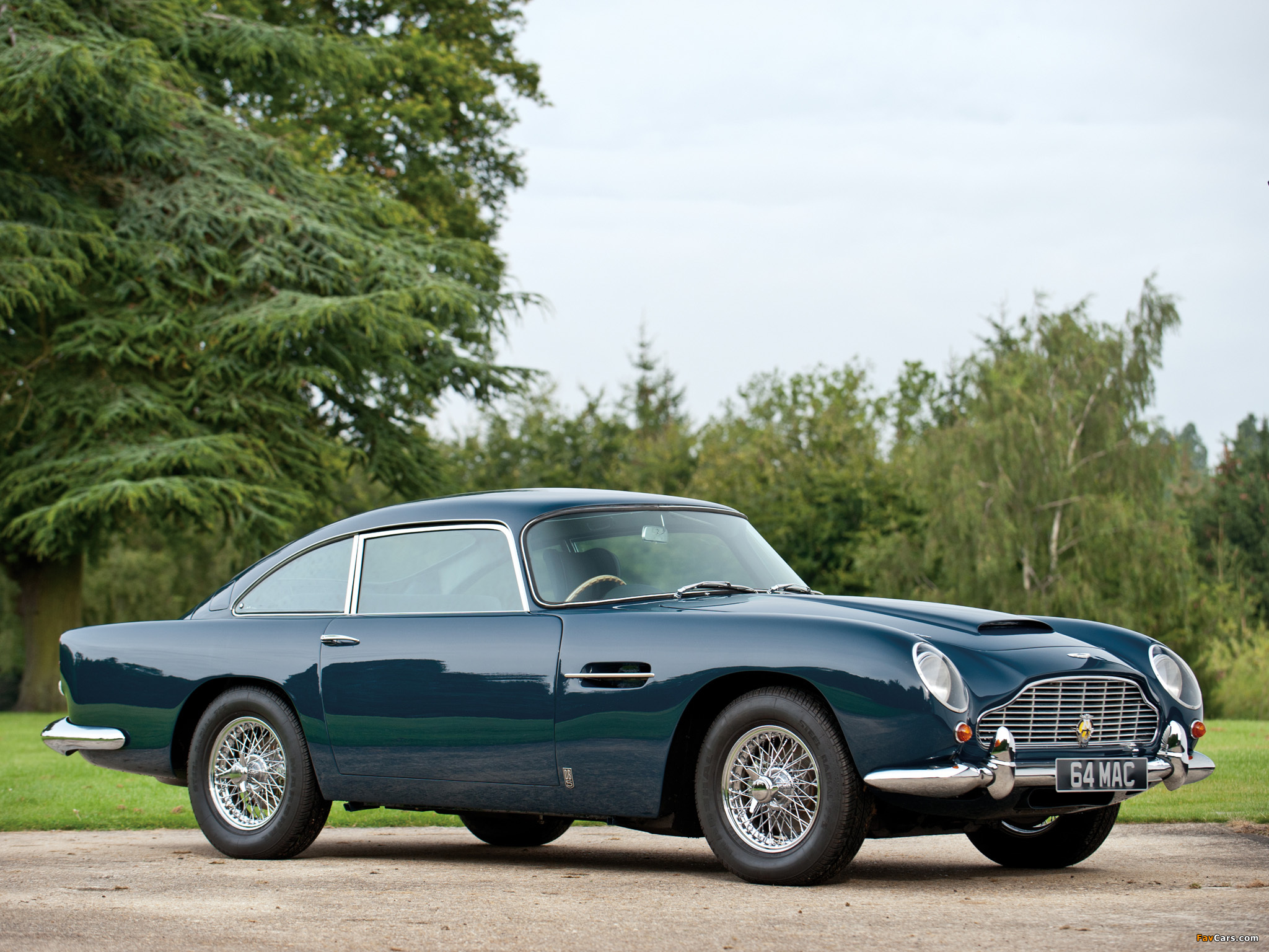 Images of Aston Martin DB5 UK-spec (1963–1965) (2048 x 1536)
