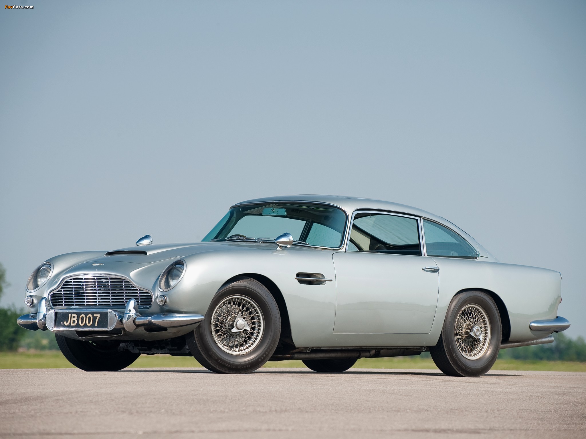 Photos of Aston Martin DB5 James Bond Edition (1964) (2048 x 1536)
