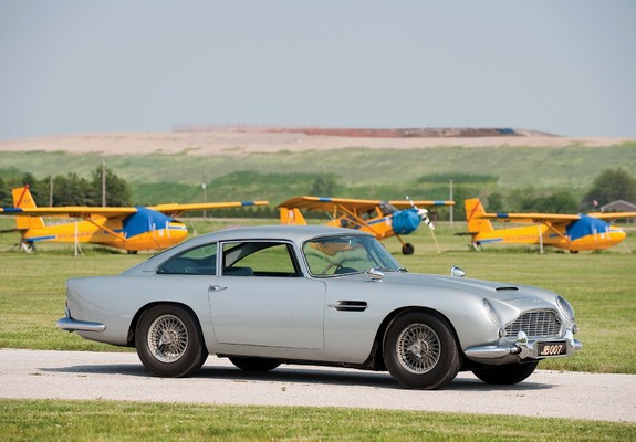 Photos of Aston Martin DB5 James Bond Edition (1964)
