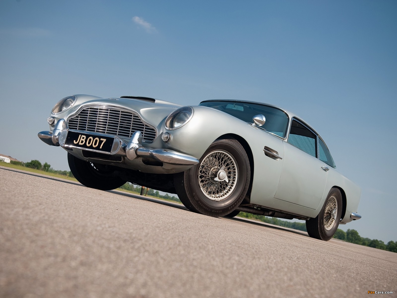 Aston Martin DB5 James Bond Edition (1964) wallpapers (1600 x 1200)