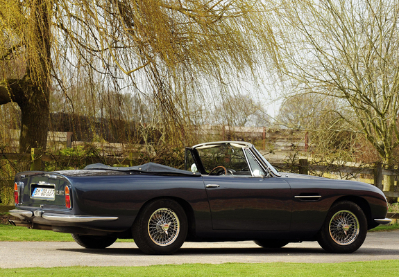 Aston Martin DB6 Volante (1965–1969) images