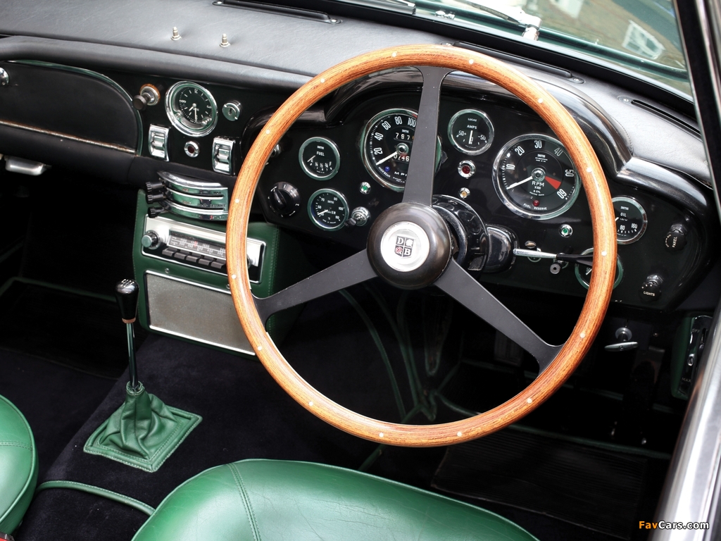Aston Martin DB6 Volante UK-spec (1965–1969) images (1024 x 768)