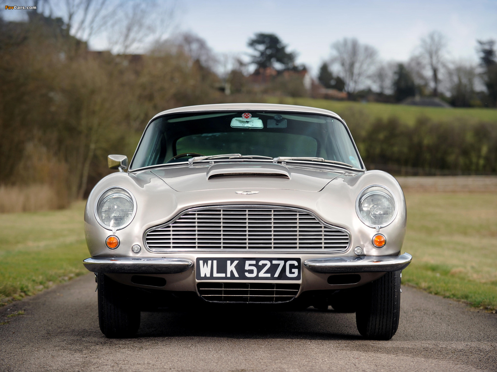 Aston Martin DB6 UK-spec (1965–1969) photos (1600 x 1200)