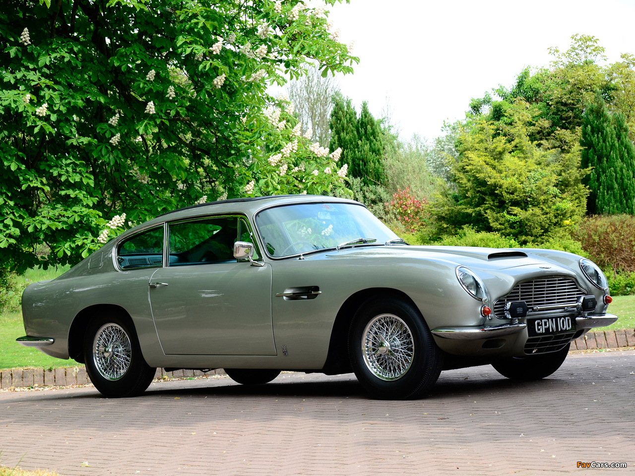 Aston Martin DB6 Vantage UK-spec (1965–1970) pictures (1280 x 960)