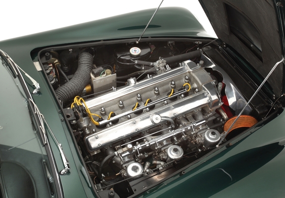 Aston Martin DB6 Volante UK-spec (1965–1969) pictures
