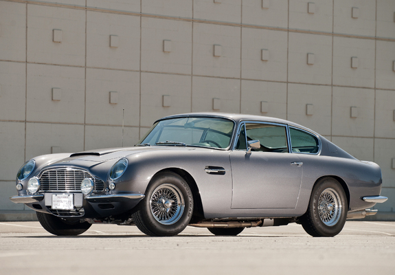 Aston Martin DB6 Vantage (1965–1970) pictures