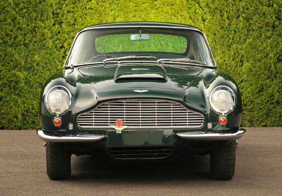Images of Aston Martin DB6 UK-spec (1965–1969)