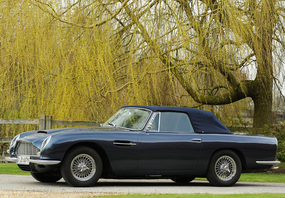 Photos of Aston Martin DB6 Volante (1965–1969)