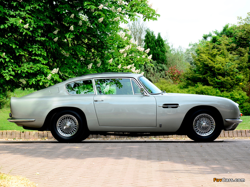 Pictures of Aston Martin DB6 Vantage UK-spec (1965–1970) (800 x 600)