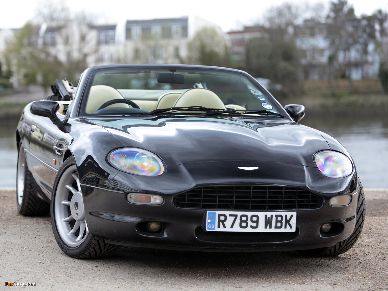 Aston Martin DB7 Volante UK-spec 1996–99 images (1280 x 960)