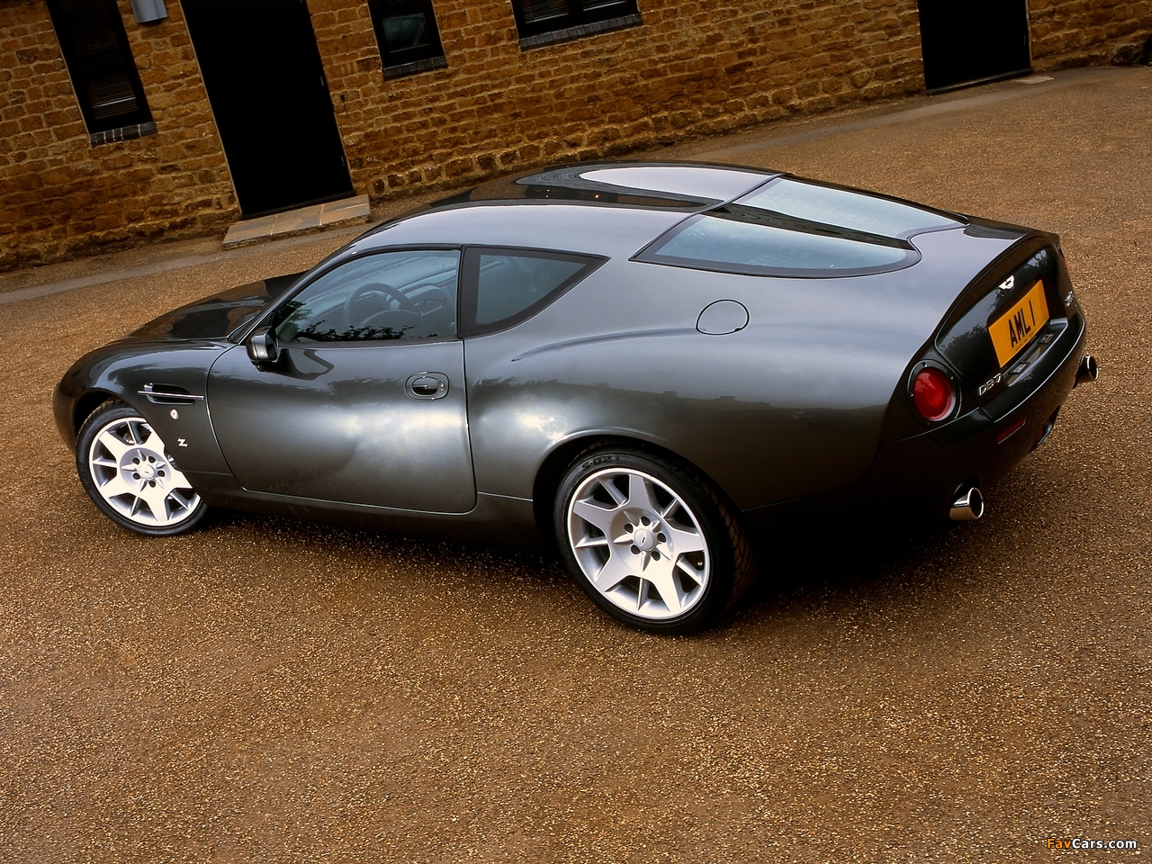 Aston Martin DB7 Zagato (2002–2003) photos (1280 x 960)
