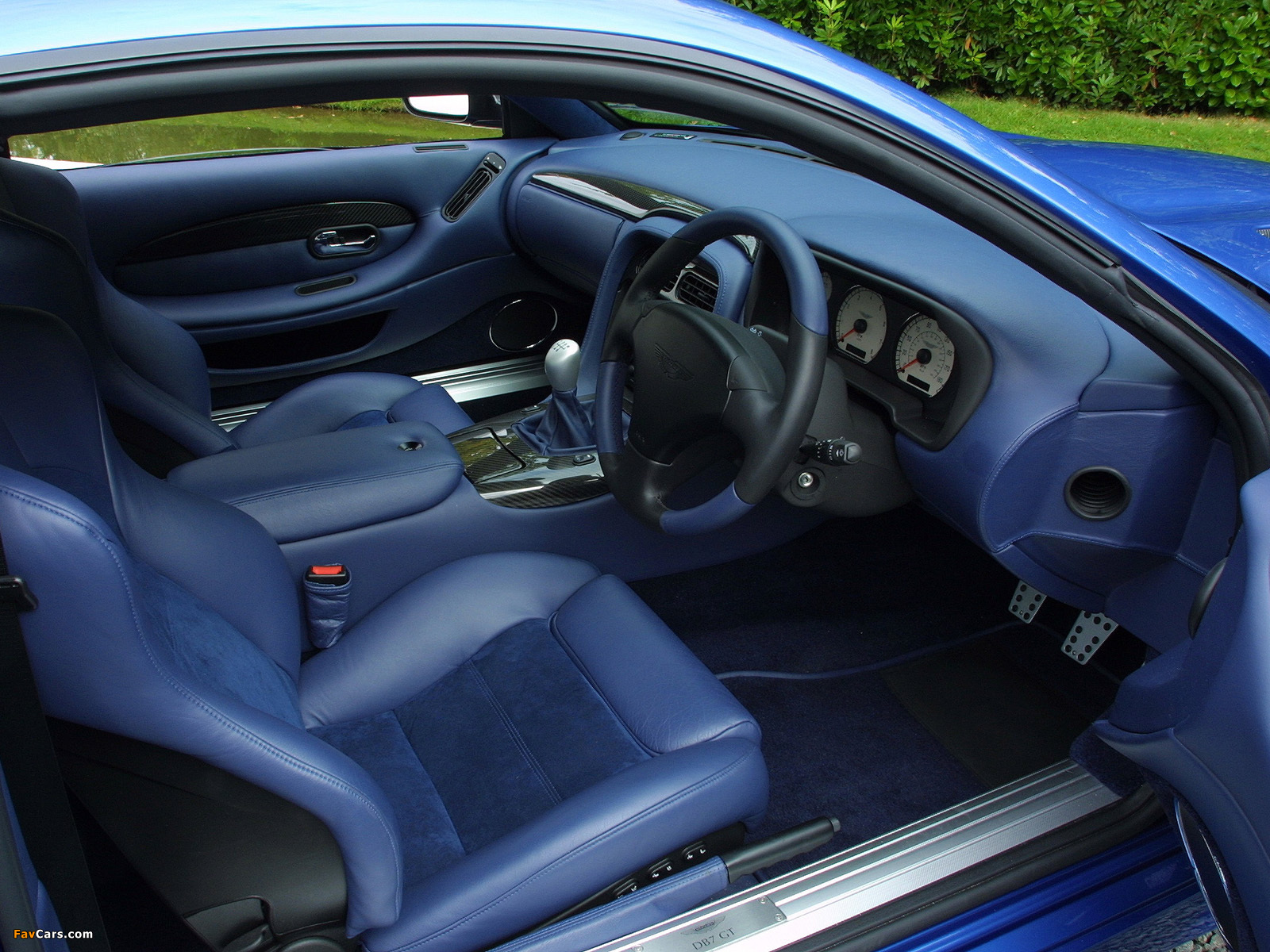 Aston Martin DB7 GT (2003–2004) photos (1600 x 1200)