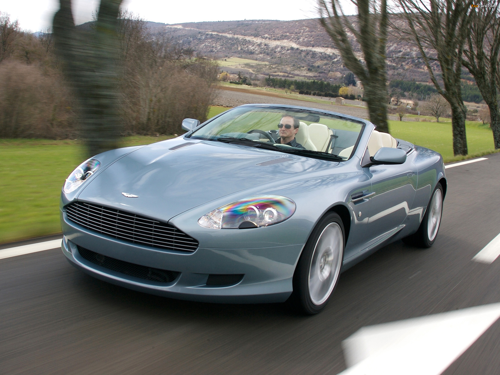 Aston Martin DB9 Volante (2004–2008) pictures (2048 x 1536)