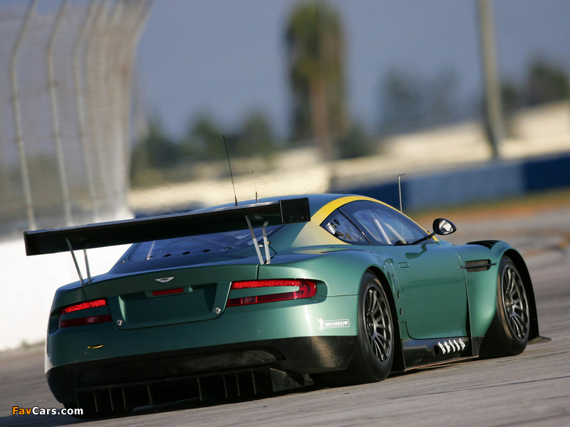 Aston Martin DBR9 (2005–2006) pictures (800 x 600)